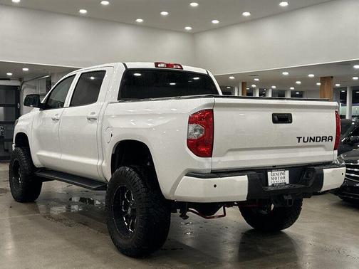 2018 Toyota Tundra SR5