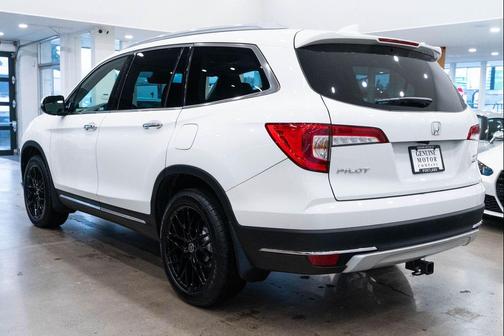 2022 Honda Pilot AWD Elite