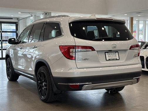 2022 Honda Pilot AWD Elite