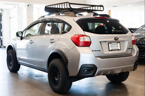 Ice Silver Metallic 2017 Subaru Crosstrek 2.0i Limited