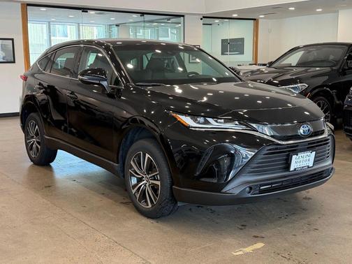 2024 Toyota Venza LE