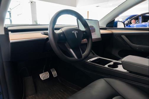 Deep Blue Metallic 2025 Tesla Model Y Performance Dual Motor All-Wheel Drive