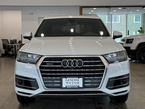 2019 Audi Q7 55 Premium Plus