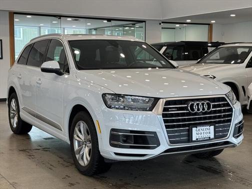 2019 Audi Q7 55 Premium Plus