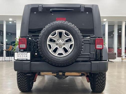 Photo 5 of 25 of 2014 Jeep Wrangler Rubicon