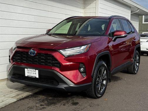 2023 Toyota RAV4 Hybrid XLE Premium