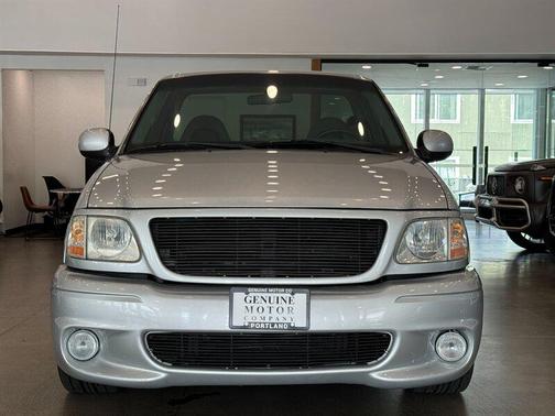 2000 Ford F-150 SVT Lightning Flareside