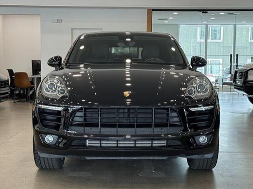 2018 Porsche Macan Base