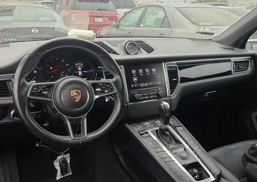 2018 Porsche Macan Base