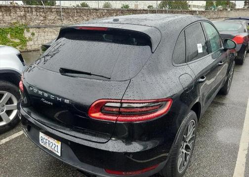 2018 Porsche Macan Base