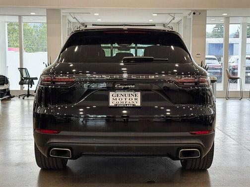 2019 Porsche Cayenne Cayenne