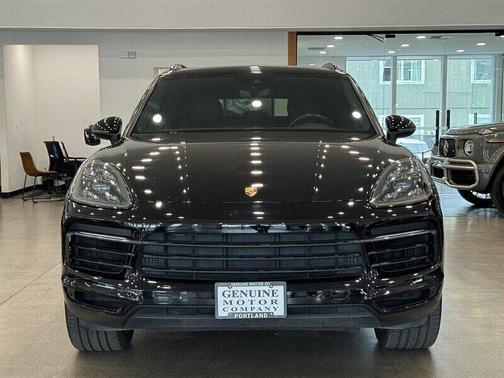 2019 Porsche Cayenne Cayenne