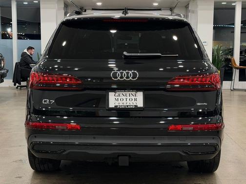 2023 Audi Q7 55 Prestige