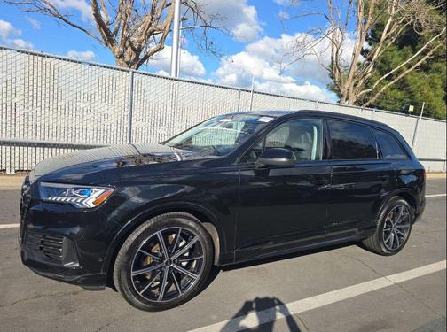 2023 Audi Q7 55 Prestige