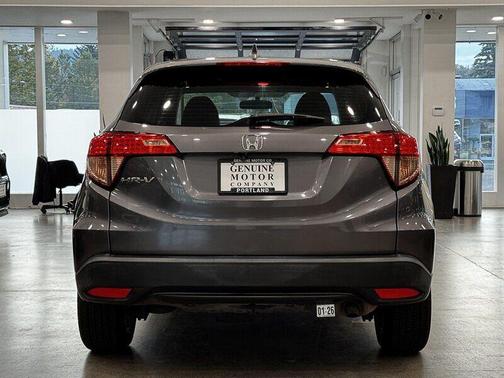 2017 Honda HR-V LX