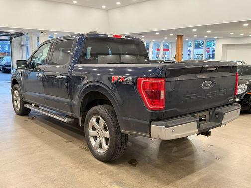 Antimatter Blue Metallic 2021 Ford F-150 XLT