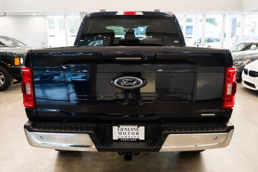 Antimatter Blue Metallic 2021 Ford F-150 XLT