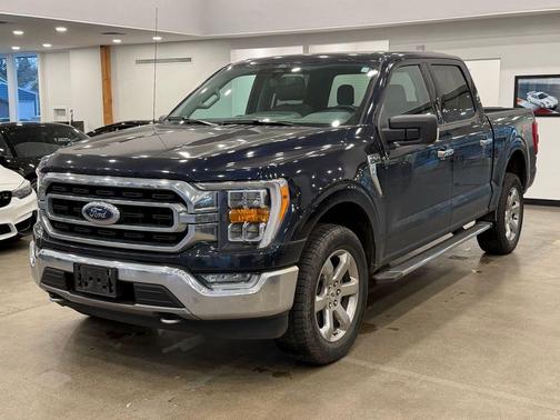 Antimatter Blue Metallic 2021 Ford F-150 XLT