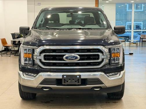 Antimatter Blue Metallic 2021 Ford F-150 XLT