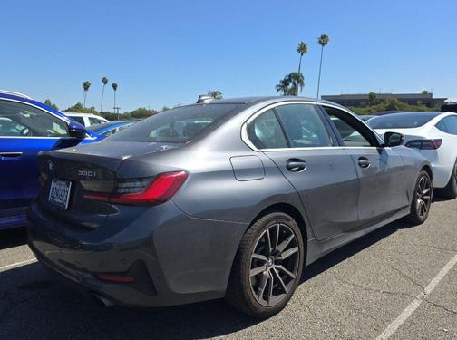 Mineral Gray Metallic 2020 BMW 330 xDrive