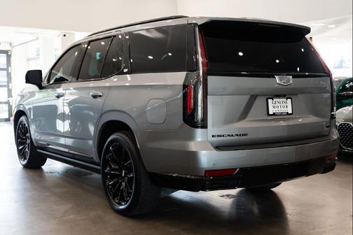 Argent Silver Metallic 2024 Cadillac Escalade Sport Platinum