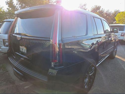 2020 Cadillac Escalade Premium Luxury