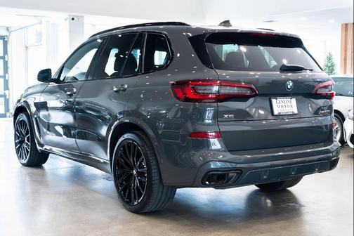 2023 BMW X5 M50i