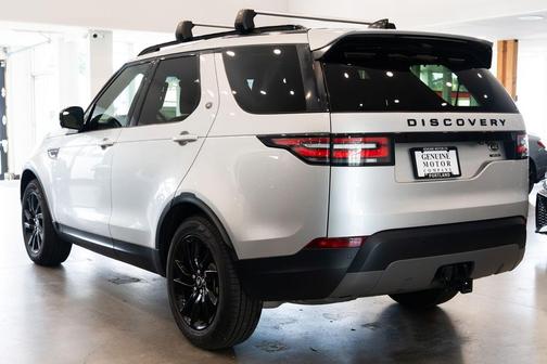 Indus Silver Metallic 2018 Land Rover Discovery HSE LUXURY