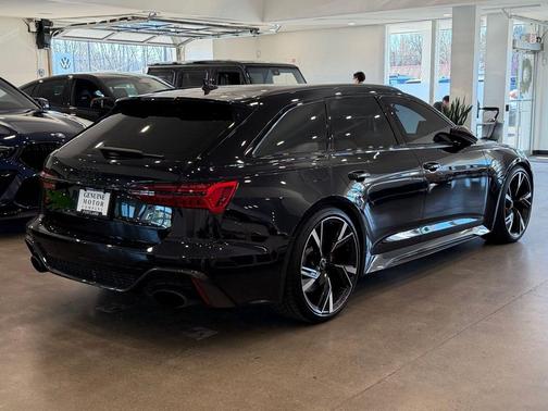 2022 Audi RS 6 Avant 4.0T