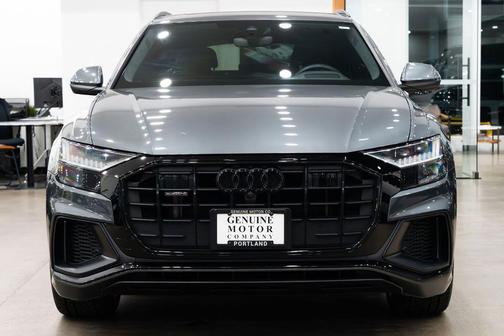 2023 Audi Q8 55 Prestige