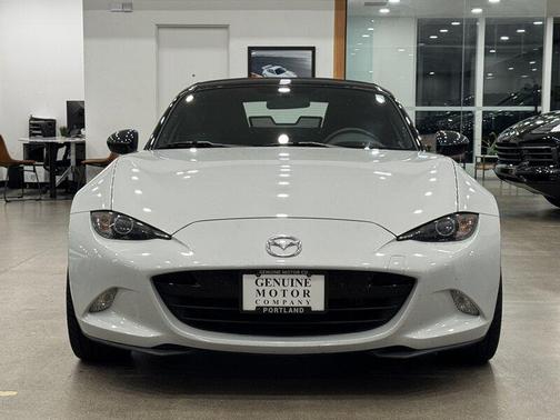 2016 Mazda MX-5 Miata Sport