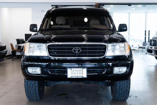 1998 Toyota Land Cruiser Base