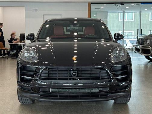 2021 Porsche Macan Base