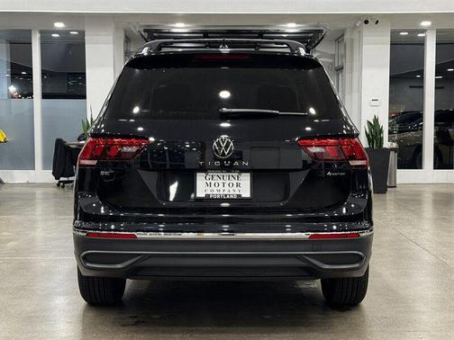 2023 Volkswagen Tiguan 2.0T SE 4MOTION