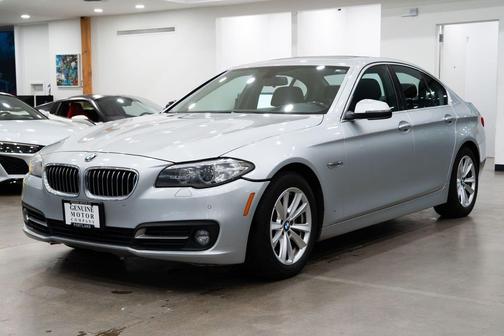 2016 BMW 528 528i