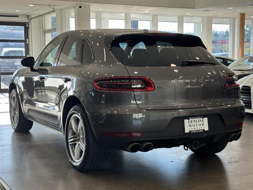 2016 Porsche Macan S