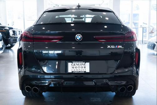 2022 BMW X6 M Base