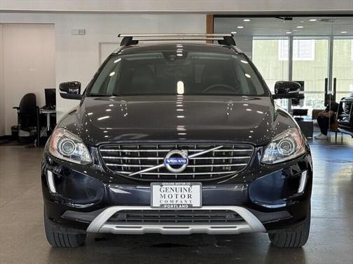 2017 Volvo XC60 T5 Dynamic