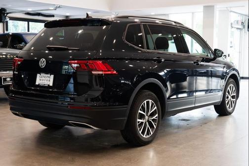 Deep Black Pearl 2021 Volkswagen Tiguan 2.0T S