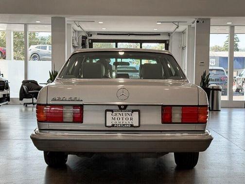 1987 Mercedes-Benz S-Class 420 SEL