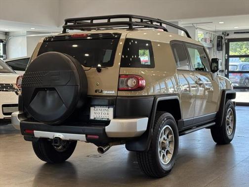 2012 Toyota FJ Cruiser Base