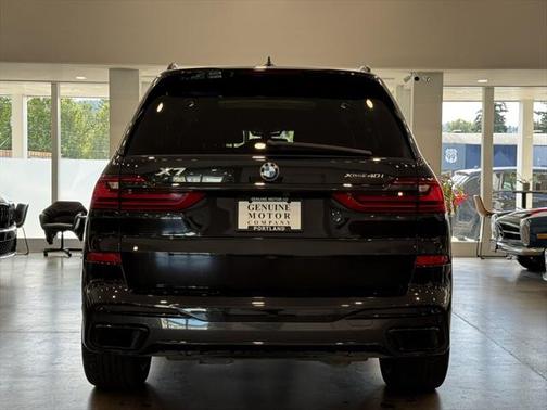 2022 BMW X7 xDrive40i