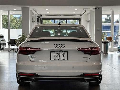 2023 Audi A4 45 S line Premium Plus