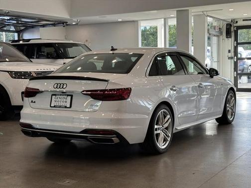2023 Audi A4 45 S line Premium Plus