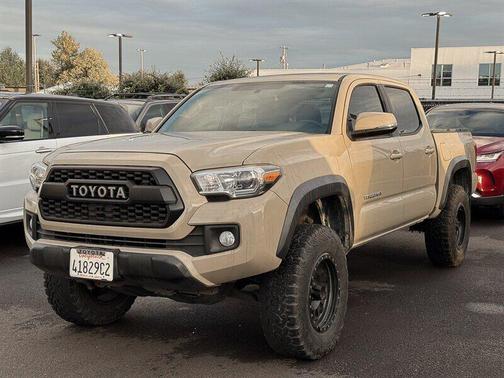 2017 Toyota Tacoma TRD Sport
