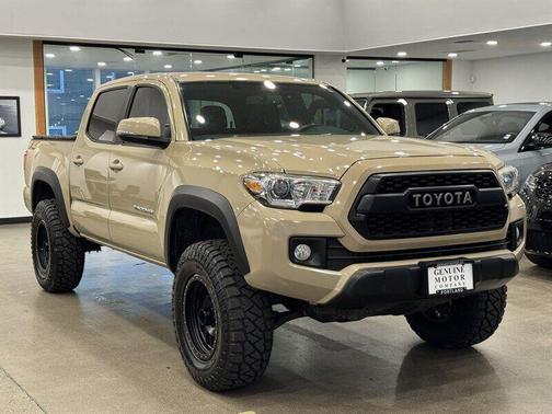 2017 Toyota Tacoma SR5