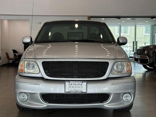 2000 Ford F-150 SVT Lightning Flareside
