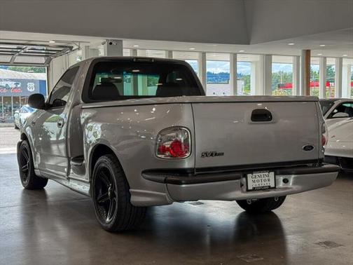2000 Ford F-150 SVT Lightning Flareside