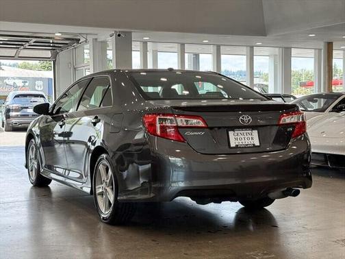 2012 Toyota Camry SE