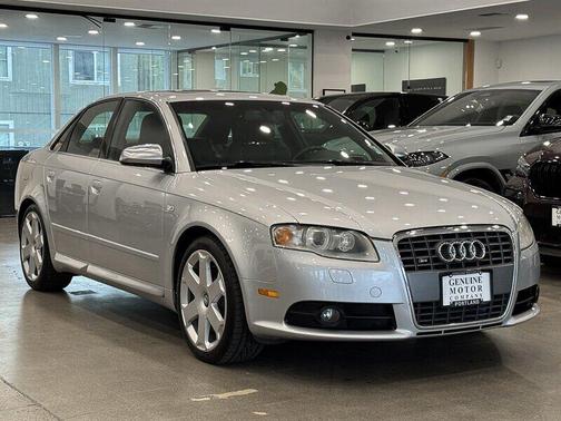 2005 Audi S4 4.2 quattro